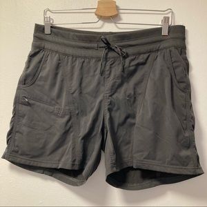 TNF Short